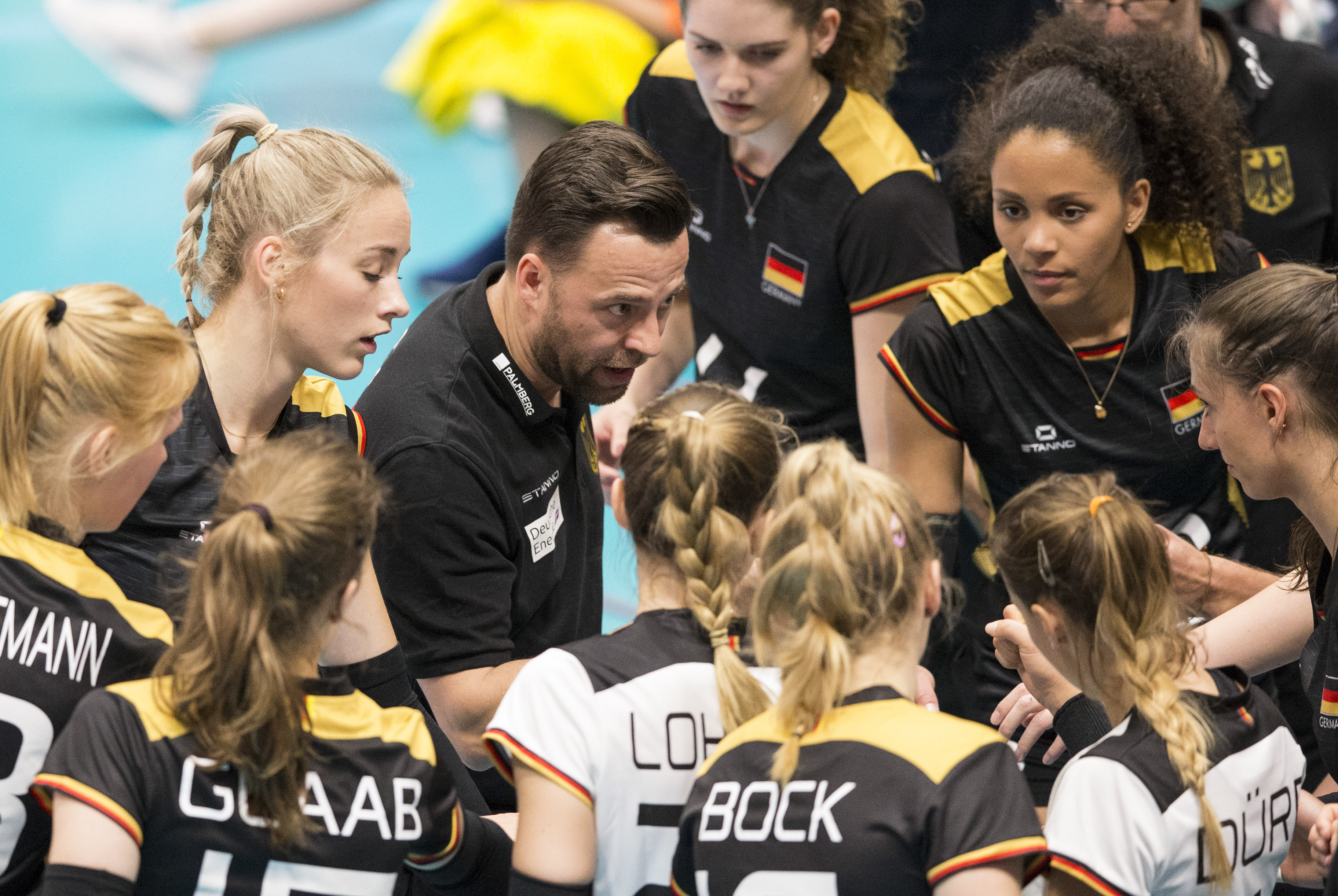 费德勒遭遇二十连败，德国队教练面临压力！